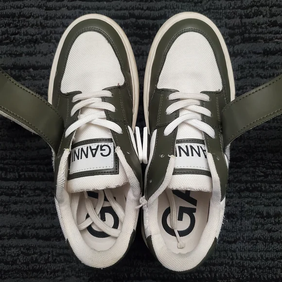 GANNI Size 38/8US Green/White
Sporty Mix Distressed Platform Low Top Sneakers - Picture 3 of 8